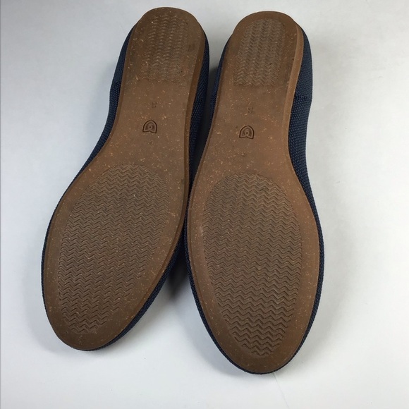Rothy's The Flat in Navy Size 8. - Picture 8 of 10